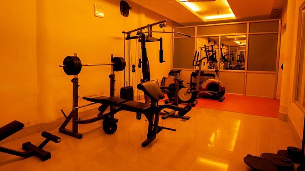 Отель Dibrugarh Club House Экстерьер фото